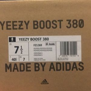 Yeezy Boost 380 Pepper 7.5 Mens/9 Women’s